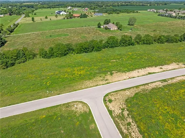13300 Winner's CIR, Smithville, MO 64089