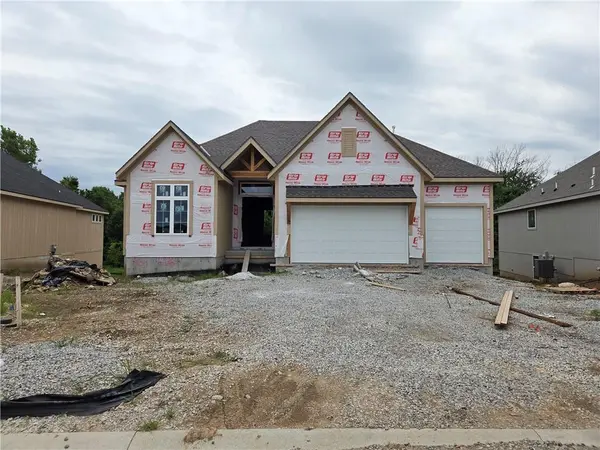16938 S Illusion ST, Olathe, KS 66062
