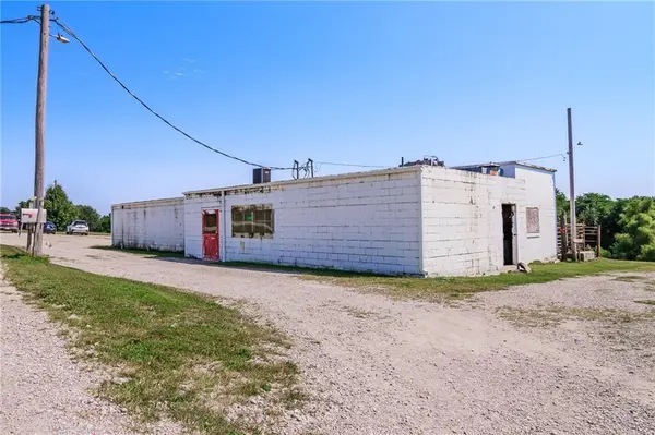 340 SE Offutt RD, Maysville, MO 64469