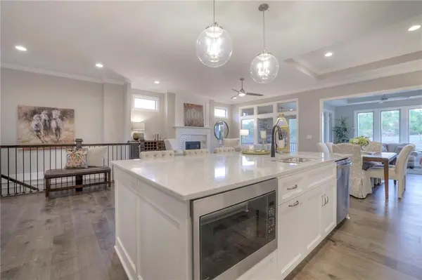 12501 W 138th PL, Overland Park, KS 66221