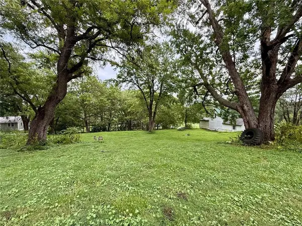501 Spring ST, Mound City, MO 64470