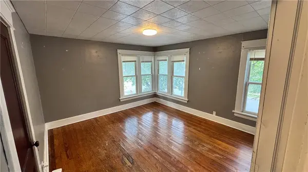 322 W 7TH ST, Maryville, MO 64468