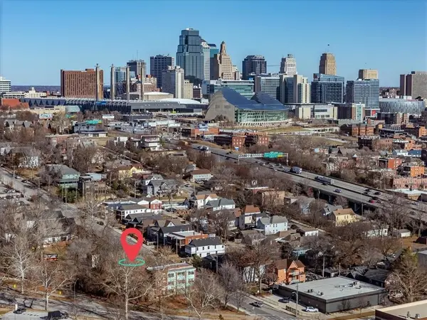 2026 Summit ST, Kansas City, MO 64108