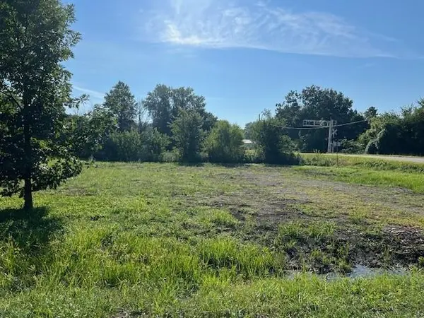 101 N Main ST, Archie, MO 64725