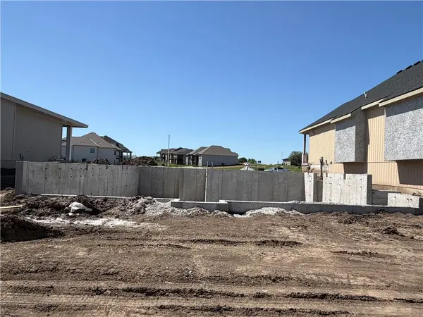 16151 S Kaw ST, Olathe, KS 66062