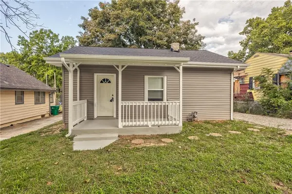 1810 S Maywood AVE, Independence, MO 64053