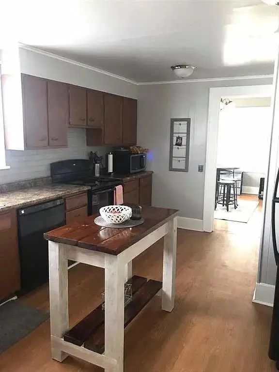 315 W 3 ST, Maryville, MO 64468