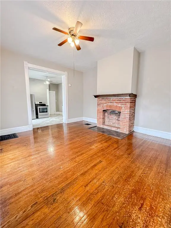 319 W 3rd ST, Maryville, MO 64468