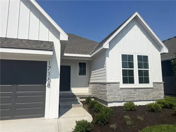 17168 W 168th PL, Olathe, KS 66062