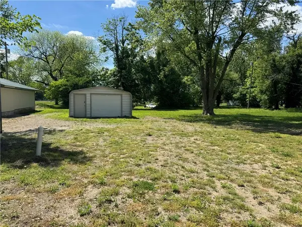 311 N Magnolia AVE, Columbus, KS 66725