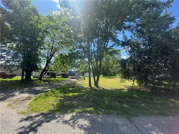 311 N Magnolia AVE, Columbus, KS 66725
