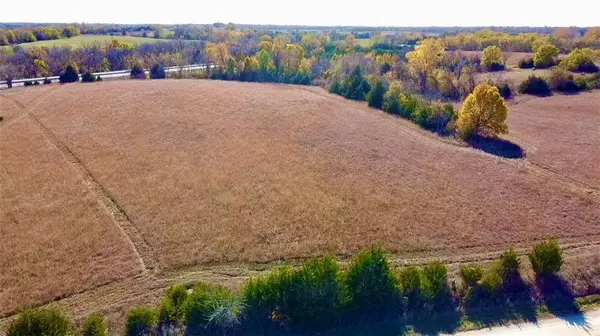Lot 10 Cantrell RD, Tonganoxie, KS 66086