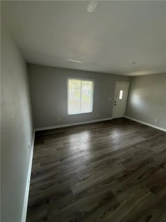 3422 E 54th ST, Kansas City, MO 64130