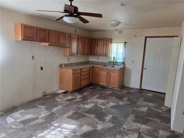 218 E 5th ST, Cherryvale, KS 67335