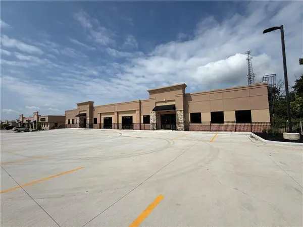 850 Haines DR, Liberty, MO 64068