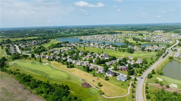 4418 Tee Box DR, Basehor, KS 66007