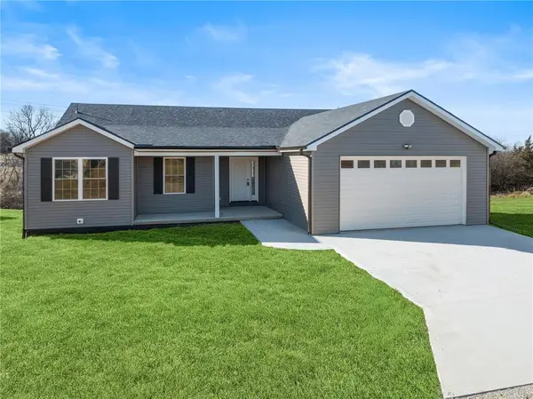 112 Westwood DR, Gallatin, MO 64640