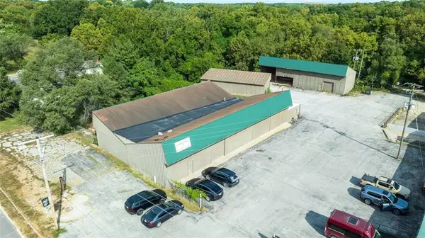 408 W Main ST, Greenwood, MO 64034