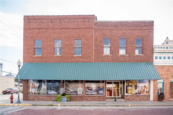 301 S Miller ST, Sweet Springs, MO 65351
