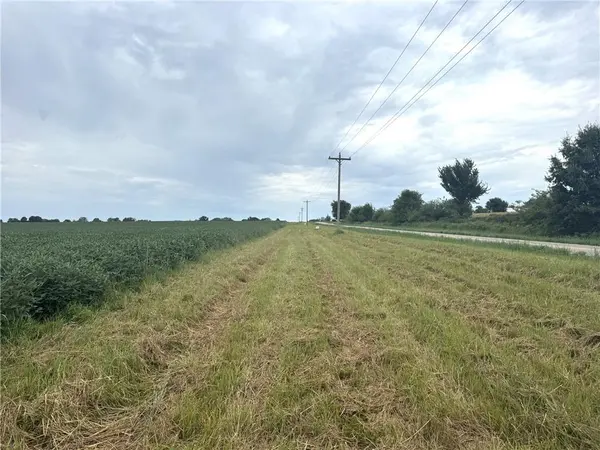 TBD V Hwy HWY, Gallatin, MO 64640