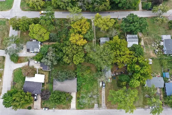 405 S Vassar AVE, Independence, MO 64054