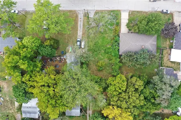 405 S Vassar AVE, Independence, MO 64054