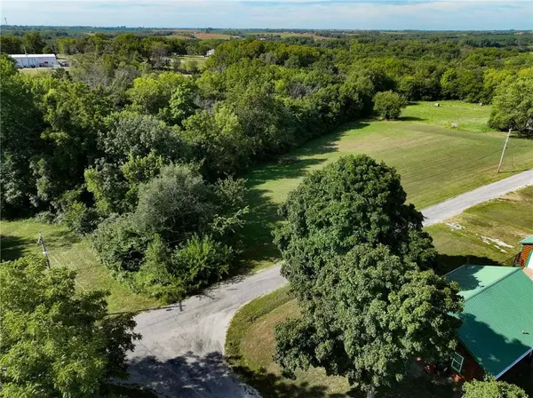 702 W 16th ST, Horton, KS 66439