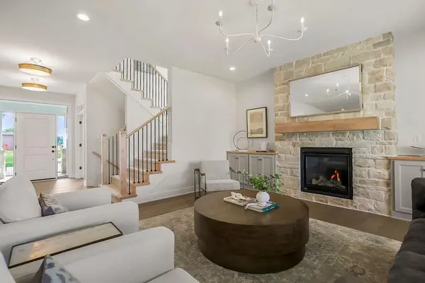 17800 Rainbow BLVD, Overland Park, KS 66085