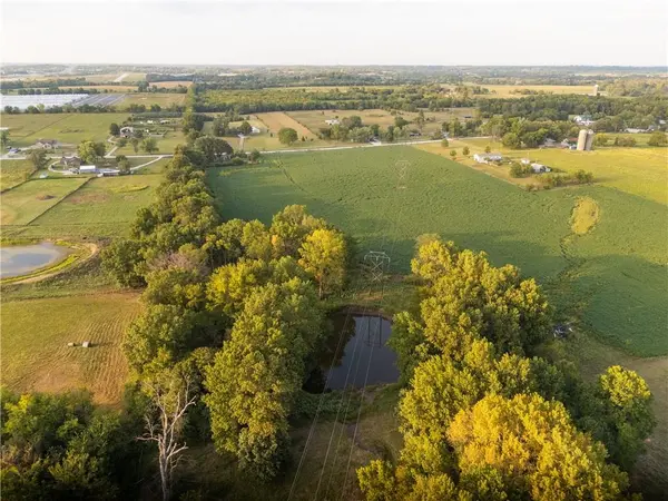 E 291st ST, Harrisonville, MO 64701