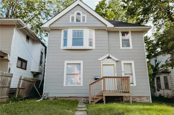 1912 Faraon ST, St Joseph, MO 64501