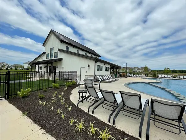 12213 W 171st ST, Overland Park, KS 66221