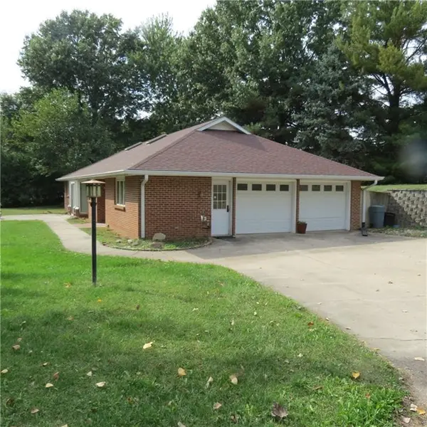 1213 N Summers ST, Stanberry, MO 64489