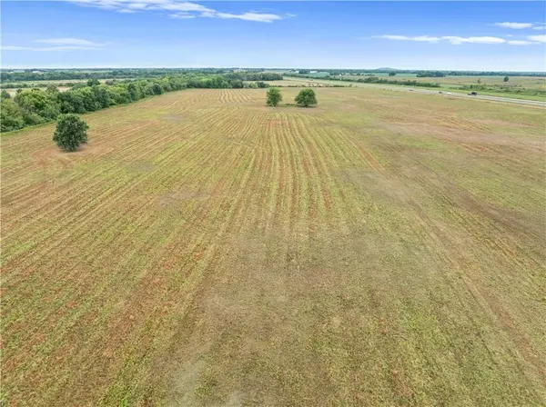 Nw 90th RD, Sheldon, MO 64784
