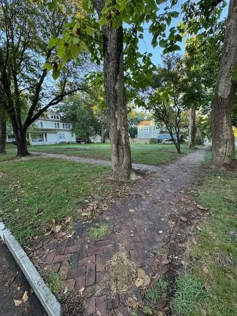601 W Euclid ST, Pittsburg, KS 66762