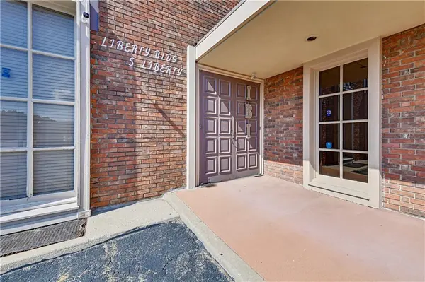 120 S Liberty ST, Independence, MO 64050