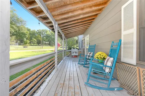 16425 Fort Riley RD, Leavenworth, KS 66048