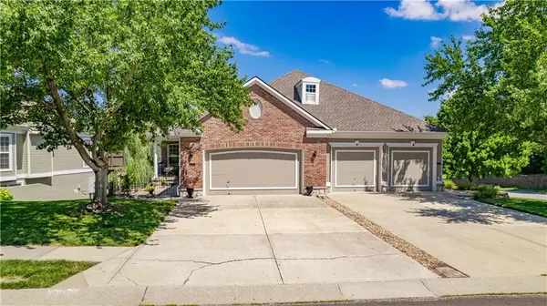 3722 S Bolger CT, Independence, MO 64055