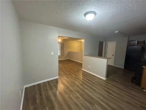 1708 Balboa ST, Lee's Summit, MO 64086