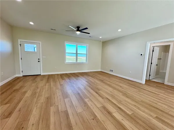 1320 W 19th ST, Maryville, MO 64468
