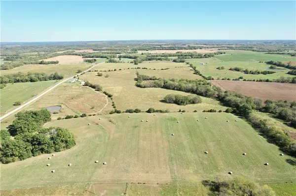 F HWY, Cowgill, MO 64637