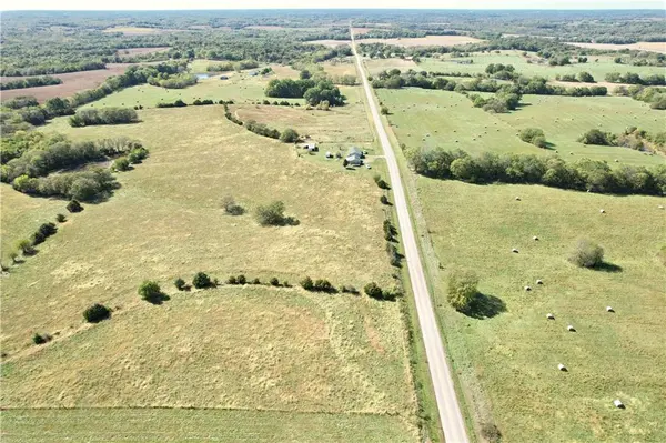 F HWY, Cowgill, MO 64637