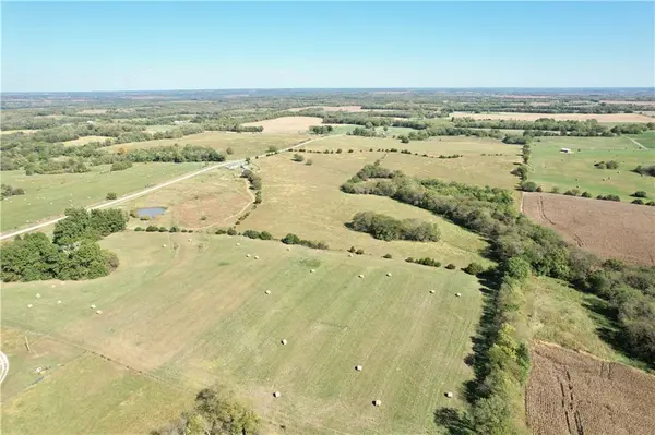 F HWY, Cowgill, MO 64637