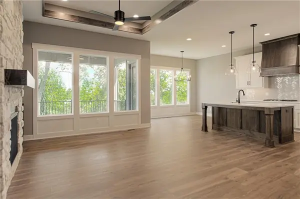 4935 NW Martin ST, Riverside, MO 64150