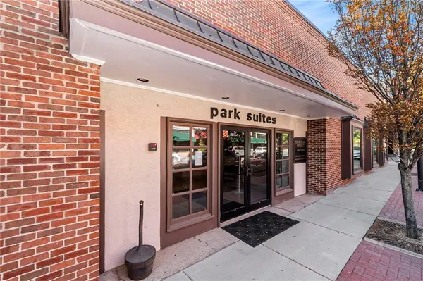 115 E Park ST, Olathe, KS 66061
