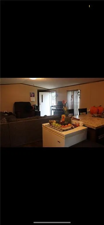1 Oakdale DR, Lexington, MO 64067