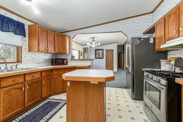 18327 State AVE, Tonganoxie, KS 66086