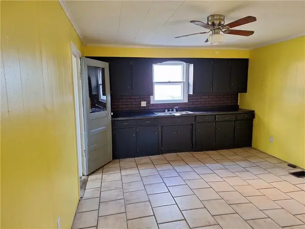 612 W 5th ST, Carrollton, MO 64633