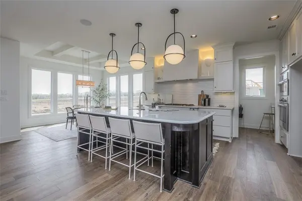 17024 Rosehill ST, Overland Park, KS 66221