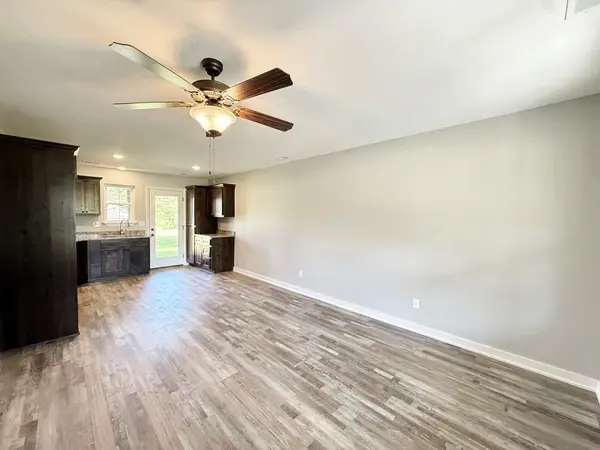 904 S Kirkpatrick ST, El Dorado Springs, MO 64744