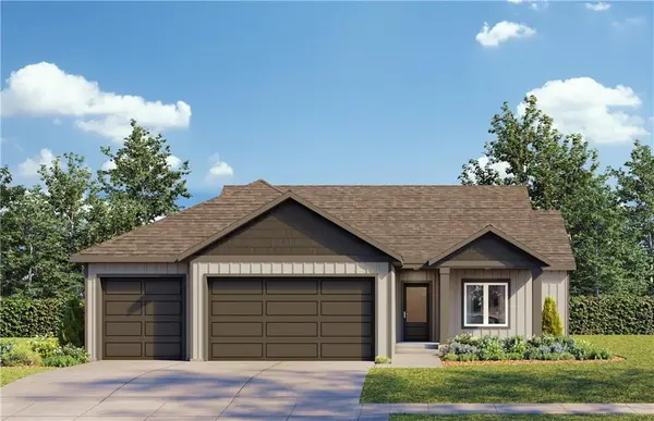 12525 S Hedge CT, Olathe, KS 66061